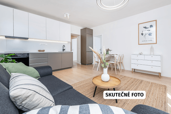 2 bedroom with open-plan kitchen flat for sale, 74 m², Madridská, Praha 2 bedroom with open-plan kitchen flat for sale, 74 m², Madridská, Praha