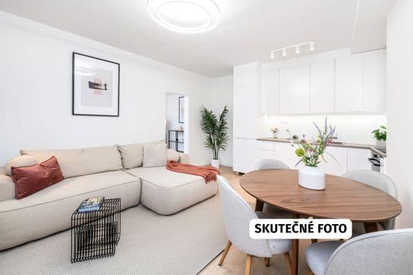 2 bedroom with open-plan kitchen flat for sale, 74 m², Madridská, Praha 2 bedroom with open-plan kitchen flat for sale, 74 m², Madridská, Praha