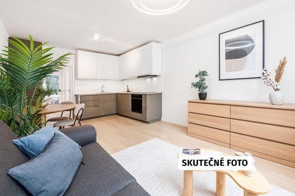 3 bedroom with open-plan kitchen flat for sale, 70 m², Pod Strání, Praha 3 bedroom with open-plan kitchen flat for sale, 70 m², Pod Strání, Praha
