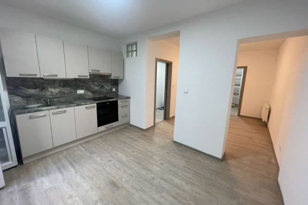 Studio flat to rent, 30 m², Dačického, Brno Studio flat to rent, 30 m², Dačického, Brno