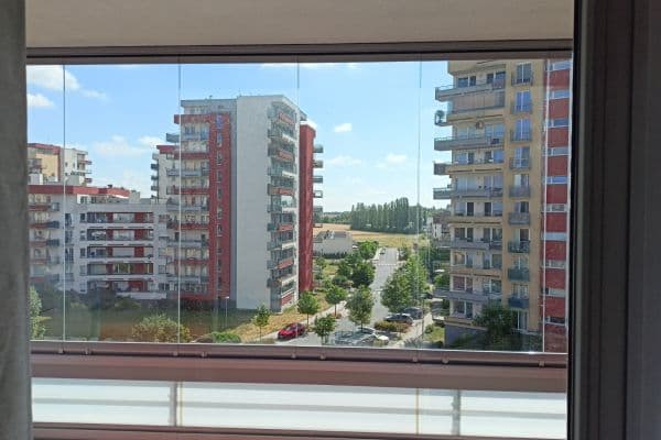 Studio flat to rent, 35 m², Pavla Beneše, Praha Studio flat to rent, 35 m², Pavla Beneše, Praha