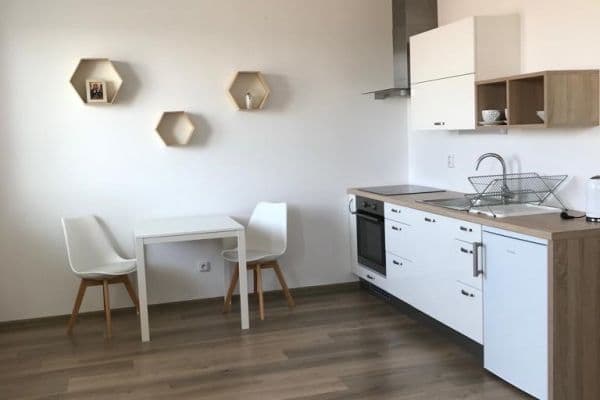 Studio flat to rent, 36 m², Pražská, Benátky nad Jizerou Studio flat to rent, 36 m², Pražská, Benátky nad Jizerou