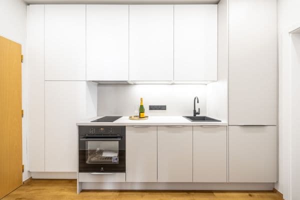 1 bedroom flat for sale, 31 m², Dačického, Praha 1 bedroom flat for sale, 31 m², Dačického, Praha