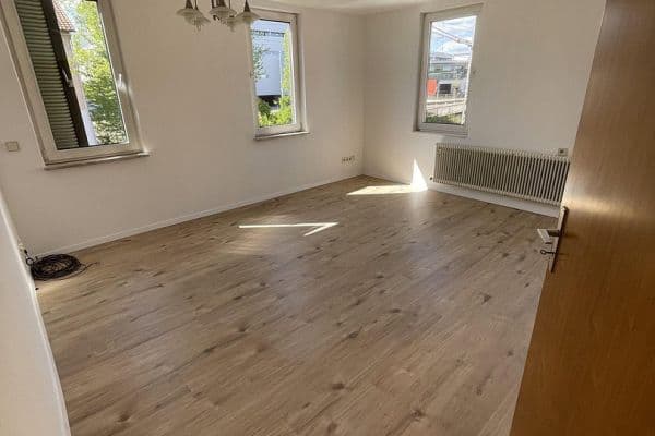 5 bedroom flat to rent, 120 m², Nürtungen 5 bedroom flat to rent, 120 m², Nürtungen