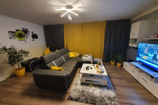 3 bedroom flat for sale, 100 m², Šumavská, Karlovy Vary 3 bedroom flat for sale, 100 m², Šumavská, Karlovy Vary