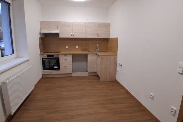 1 bedroom with open-plan kitchen flat to rent, 40 m², Komenského, Zdice 1 bedroom with open-plan kitchen flat to rent, 40 m², Komenského, Zdice
