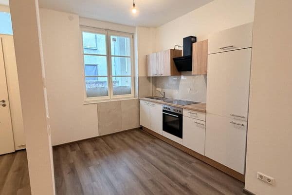 1 bedroom with open-plan kitchen flat to rent, 52 m², Pforzheim 1 bedroom with open-plan kitchen flat to rent, 52 m², Pforzheim