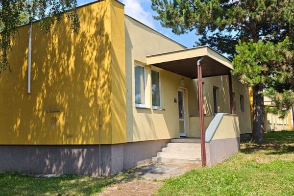 office to rent, 590 m², Přátelství, Praha office to rent, 590 m², Přátelství, Praha