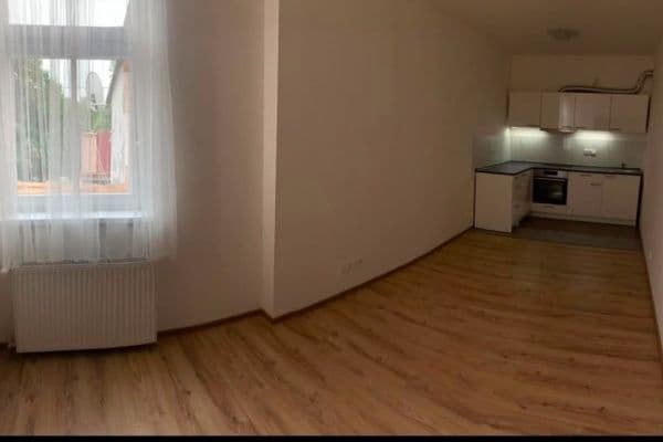 2 bedroom with open-plan kitchen flat to rent, 63 m², Mělnická, Benátky nad Jizerou 2 bedroom with open-plan kitchen flat to rent, 63 m², Mělnická, Benátky nad Jizerou