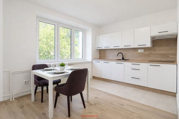 Studio flat to rent, 28 m², Závodní, Karviná-Nové Město Studio flat to rent, 28 m², Závodní, Karviná-Nové Město