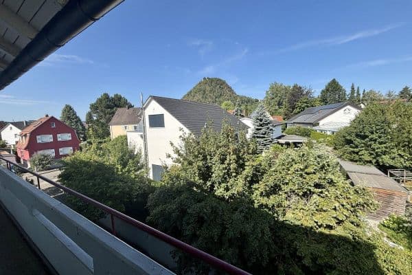 2 bedroom with open-plan kitchen flat to rent, 95 m², Singen am Hohentwiel 2 bedroom with open-plan kitchen flat to rent, 95 m², Singen am Hohentwiel