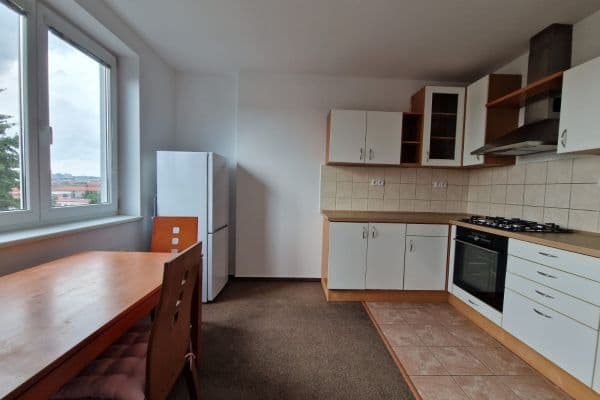 2 bedroom flat to rent, 65 m², Sečská, Praha 2 bedroom flat to rent, 65 m², Sečská, Praha