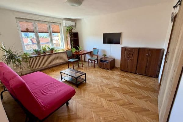 2 bedroom flat to rent, 48 m², Hartigova, Praha 2 bedroom flat to rent, 48 m², Hartigova, Praha