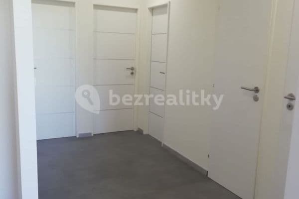 2 bedroom with open-plan kitchen flat for sale, 75 m², Sněženková, Praha 2 bedroom with open-plan kitchen flat for sale, 75 m², Sněženková, Praha
