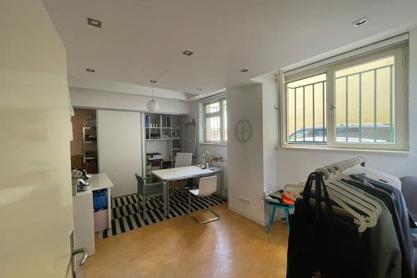 non-residential property to rent, 29 m², Milady Horákové, Prague, Prague non-residential property to rent, 29 m², Milady Horákové, Prague, Prague