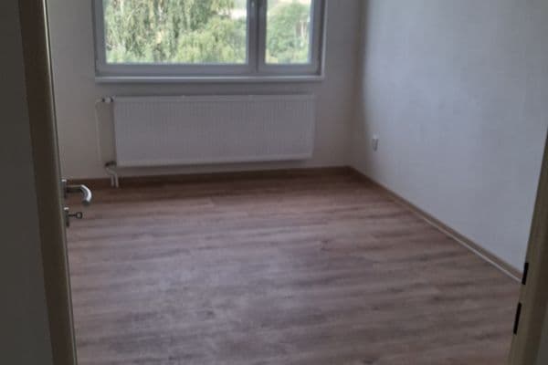 3 bedroom flat to rent, 70 m², Chmelová, Vysoké Mýto 3 bedroom flat to rent, 70 m², Chmelová, Vysoké Mýto