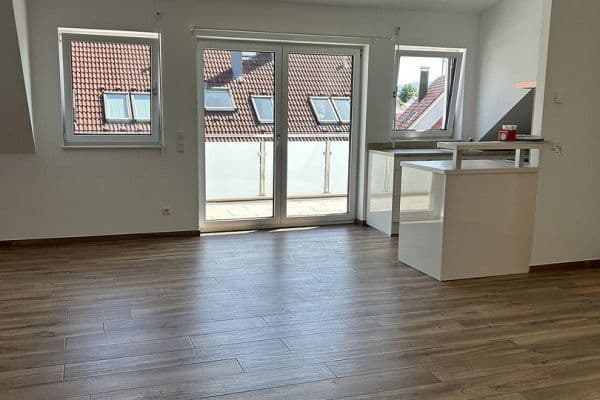 2 bedroom with open-plan kitchen flat for sale, 79 m², Eislingen 2 bedroom with open-plan kitchen flat for sale, 79 m², Eislingen