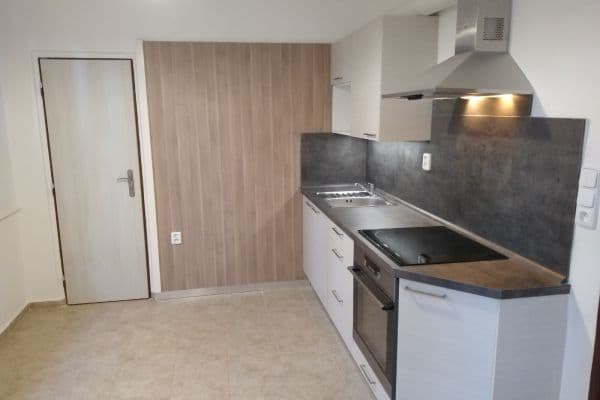 2 bedroom flat to rent, 64 m², Jáchymovská, Liberec 2 bedroom flat to rent, 64 m², Jáchymovská, Liberec