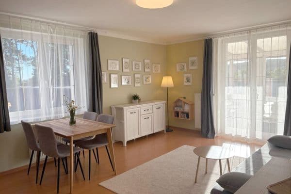 1 bedroom with open-plan kitchen flat for sale, 61 m², Slunečná, Černošice 1 bedroom with open-plan kitchen flat for sale, 61 m², Slunečná, Černošice