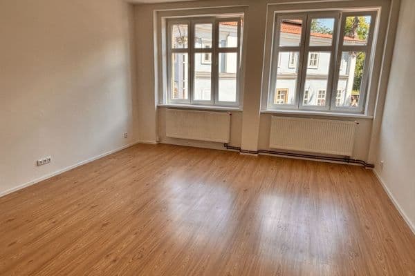 3 bedroom flat to rent, 85 m², U zámku, Teplice 3 bedroom flat to rent, 85 m², U zámku, Teplice