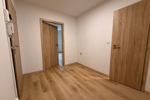 1 bedroom with open-plan kitchen flat to rent, 41 m², Havlíčkova, Česká Lípa, Liberecký Region 1 bedroom with open-plan kitchen flat to rent, 41 m², Havlíčkova, Česká Lípa, Liberecký Region
