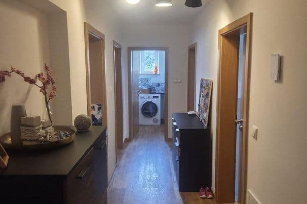 2 bedroom with open-plan kitchen flat to rent, 80 m², Haidlfinger Strasse 31, Wallersdorf 2 bedroom with open-plan kitchen flat to rent, 80 m², Haidlfinger Strasse 31, Wallersdorf