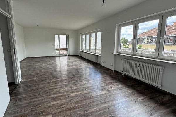 4 bedroom flat to rent, 115 m², Brühl 4 bedroom flat to rent, 115 m², Brühl