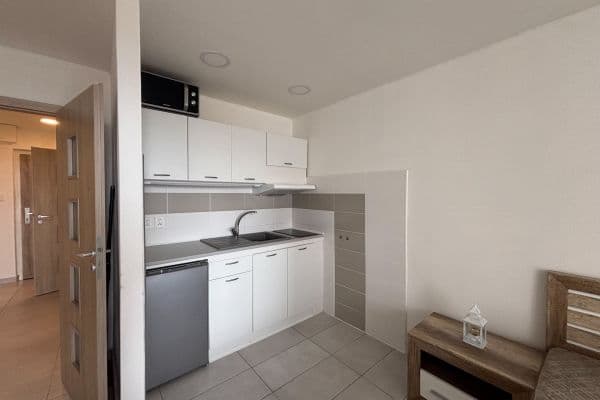 Studio flat for sale, 30 m², Nádražní, Ostrava, Moravskoslezský Region Studio flat for sale, 30 m², Nádražní, Ostrava, Moravskoslezský Region
