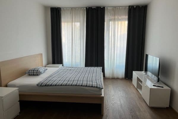 Studio flat to rent, 37 m², Kurta Konráda, Praha Studio flat to rent, 37 m², Kurta Konráda, Praha