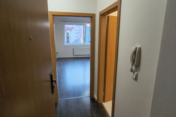 Studio flat for sale, 32 m², Pichlova, Pardubice Studio flat for sale, 32 m², Pichlova, Pardubice