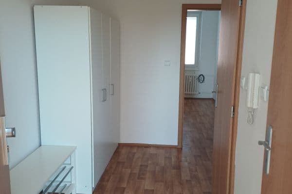 1 bedroom with open-plan kitchen flat to rent, 42 m², Čimická, Praha 1 bedroom with open-plan kitchen flat to rent, 42 m², Čimická, Praha