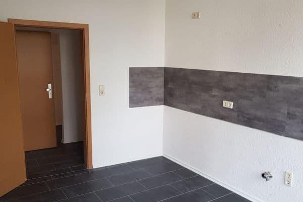 5 bedroom flat to rent, 115 m², Lichtentanner Str 14, Zwickau 5 bedroom flat to rent, 115 m², Lichtentanner Str 14, Zwickau