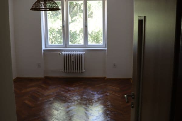 2 bedroom with open-plan kitchen flat to rent, 54 m², Hradební, Hradec Králové 2 bedroom with open-plan kitchen flat to rent, 54 m², Hradební, Hradec Králové