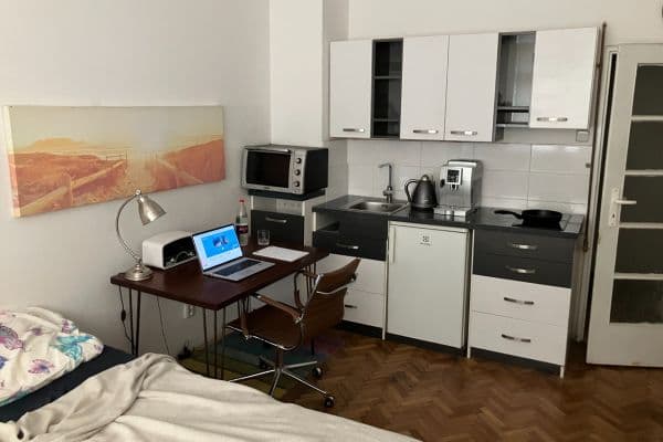 Studio flat to rent, 20 m², Sokolovská, Praha Studio flat to rent, 20 m², Sokolovská, Praha