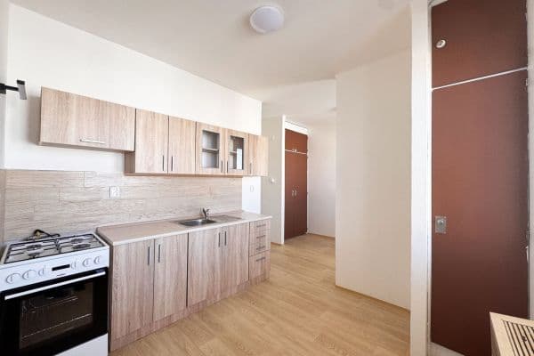 3 bedroom with open-plan kitchen flat to rent, 92 m², Anýžova, Hořovice, Středočeský Region 3 bedroom with open-plan kitchen flat to rent, 92 m², Anýžova, Hořovice, Středočeský Region