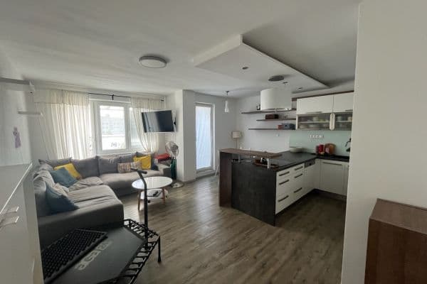 2 bedroom with open-plan kitchen flat to rent, 83 m², Podpěrova, Brno 2 bedroom with open-plan kitchen flat to rent, 83 m², Podpěrova, Brno