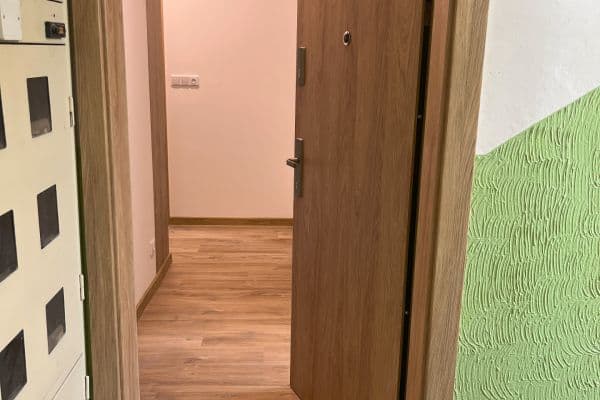 2 bedroom flat to rent, 54 m², Palackého třída, Pardubice 2 bedroom flat to rent, 54 m², Palackého třída, Pardubice