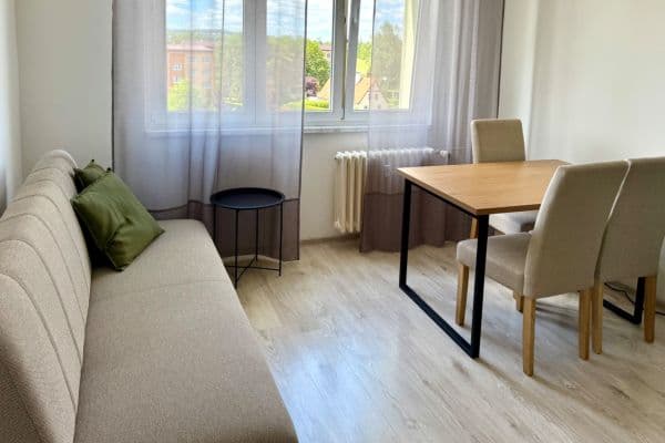 1 bedroom with open-plan kitchen flat to rent, 39 m², Dvořákova, Karlovy Vary 1 bedroom with open-plan kitchen flat to rent, 39 m², Dvořákova, Karlovy Vary