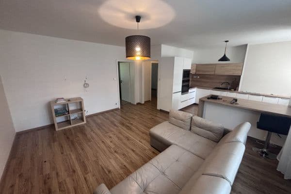 2 bedroom with open-plan kitchen flat to rent, 75 m², Šrobárova, Ostrava 2 bedroom with open-plan kitchen flat to rent, 75 m², Šrobárova, Ostrava