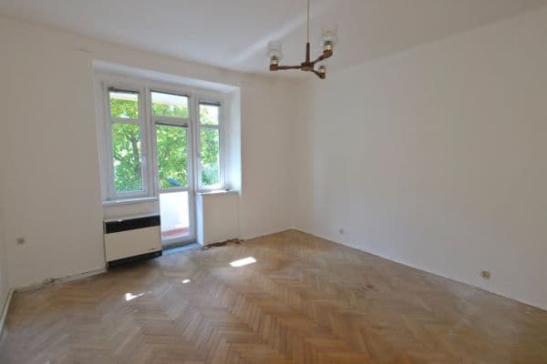 2 bedroom with open-plan kitchen flat for sale, 80 m², Prouzova, Praha 2 bedroom with open-plan kitchen flat for sale, 80 m², Prouzova, Praha