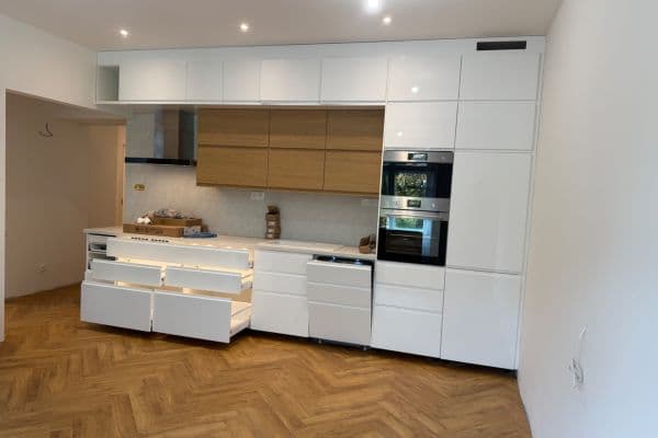 2 bedroom with open-plan kitchen flat to rent, 64 m², Na Folimance, Praha 2 bedroom with open-plan kitchen flat to rent, 64 m², Na Folimance, Praha