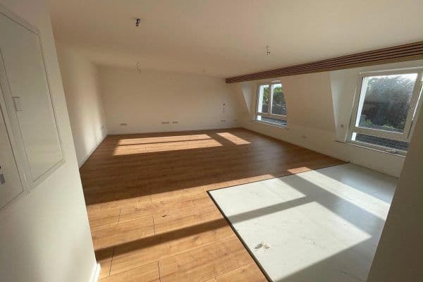 1 bedroom with open-plan kitchen flat to rent, 78 m², Essen, North Rhine-Westphalia 1 bedroom with open-plan kitchen flat to rent, 78 m², Essen, North Rhine-Westphalia