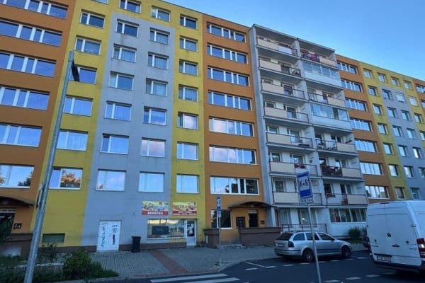 1 bedroom with open-plan kitchen flat for sale, 40 m², Josefa Suka, Most 1 bedroom with open-plan kitchen flat for sale, 40 m², Josefa Suka, Most