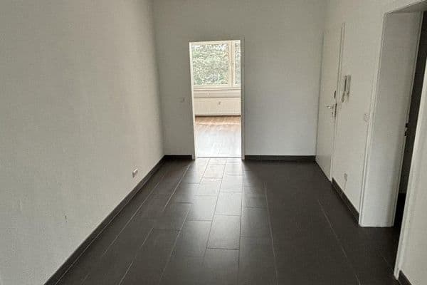 3 bedroom flat to rent, 98 m², Goebenplatz 8, Düren, North Rhine-Westphalia 3 bedroom flat to rent, 98 m², Goebenplatz 8, Düren, North Rhine-Westphalia