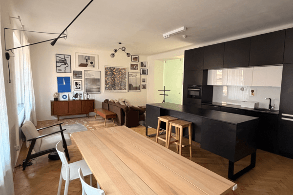 2 bedroom with open-plan kitchen flat to rent, 117 m², Tusarova, Praha 2 bedroom with open-plan kitchen flat to rent, 117 m², Tusarova, Praha