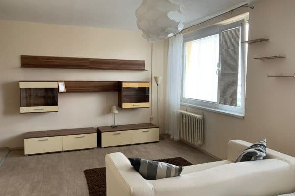 Studio flat to rent, 35 m², Jarníkova, Praha Studio flat to rent, 35 m², Jarníkova, Praha