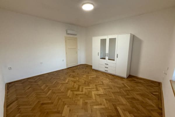 2 bedroom flat to rent, 69 m², Hutní osada, Zastávka 2 bedroom flat to rent, 69 m², Hutní osada, Zastávka