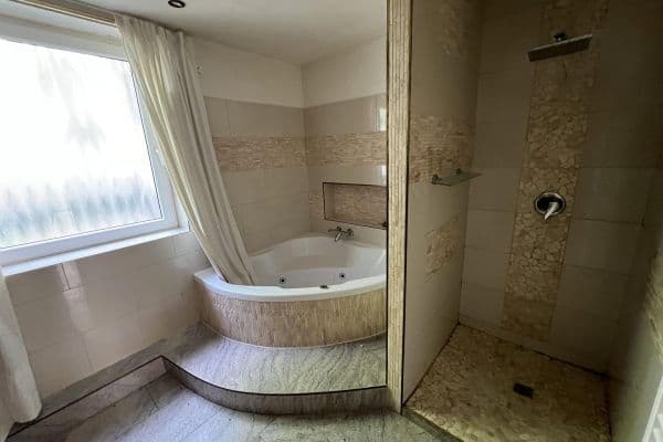3 bedroom flat to rent, 160 m², Viktor-Reuter-Str. 53, Herne 3 bedroom flat to rent, 160 m², Viktor-Reuter-Str. 53, Herne