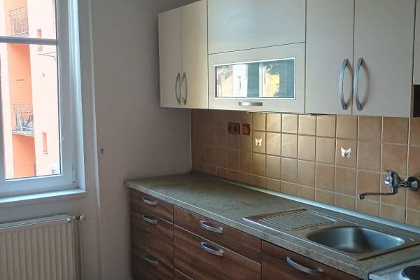 2 bedroom flat to rent, 65 m², U Nemocnice, Ústí nad Labem 2 bedroom flat to rent, 65 m², U Nemocnice, Ústí nad Labem