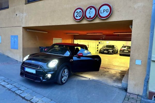 garage to rent, 18 m², Musílkova, Praha garage to rent, 18 m², Musílkova, Praha
